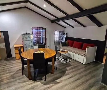 Apartment Aria Njivice